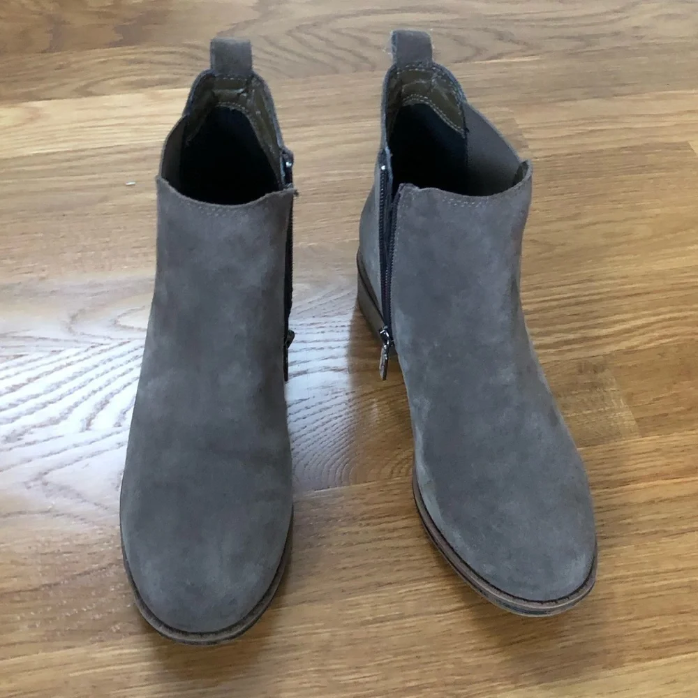 Aqua College Lori Waterproof Booties Dark Taupe Suede Size 6M